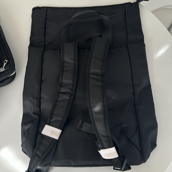 Black travel, backpack, small size - Picture 2 of 4
